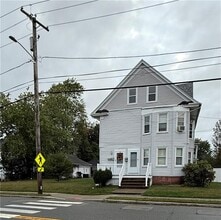 Building Photo - 595 Pontiac Ave