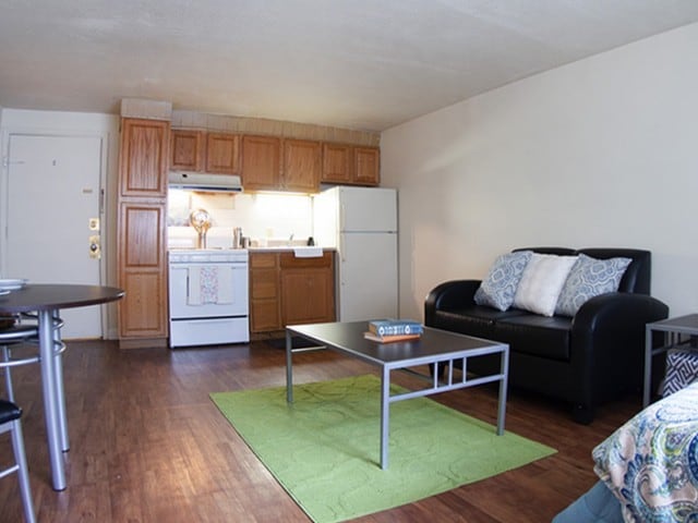 Building Photo - University Terrace Apartments