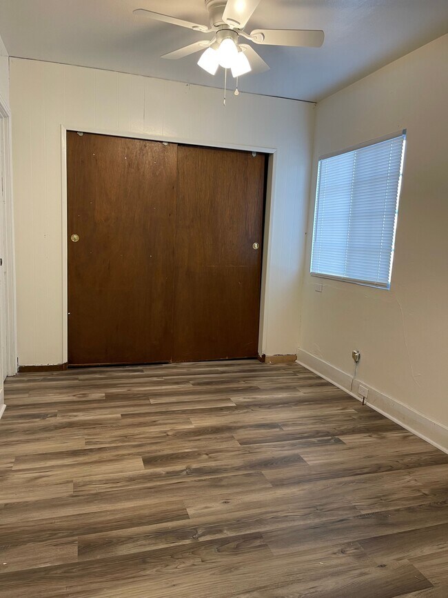Foto del edificio - 912 Wayside Dr