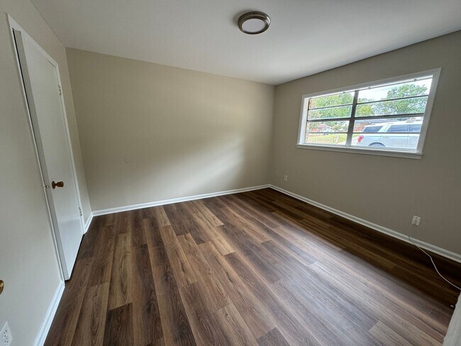 Building Photo - Wadsworth Apartments