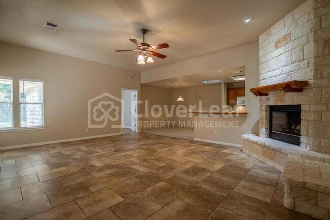 Building Photo - 1571 Dustin Cade Dr