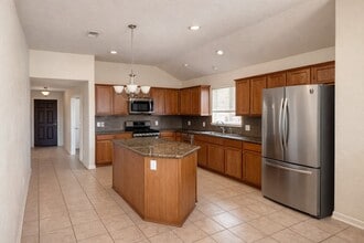 Building Photo - 17715 Barton Point Ln