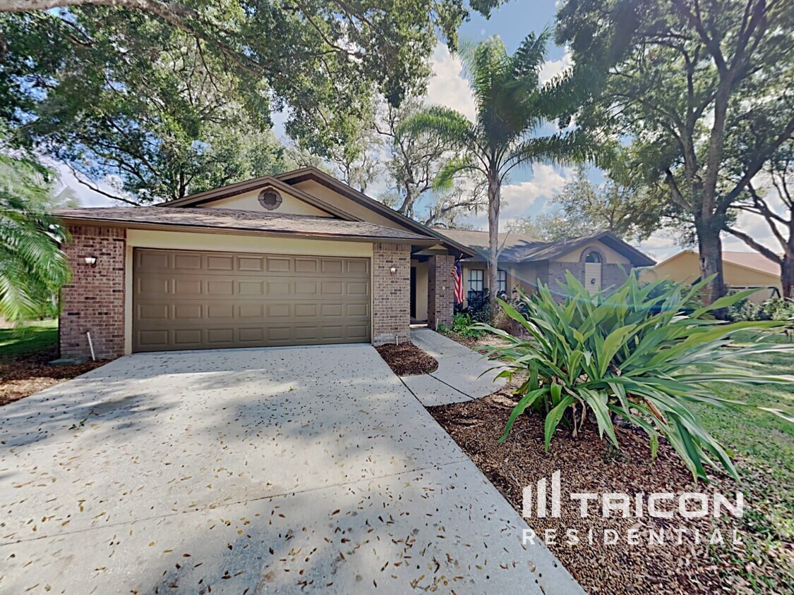 Foto principal - 2807 South Miller Road Valrico FL