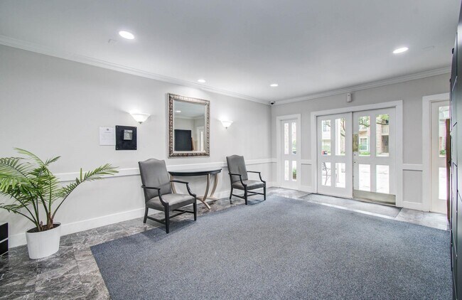 Foto del edificio - 357 N Post Oak Ln