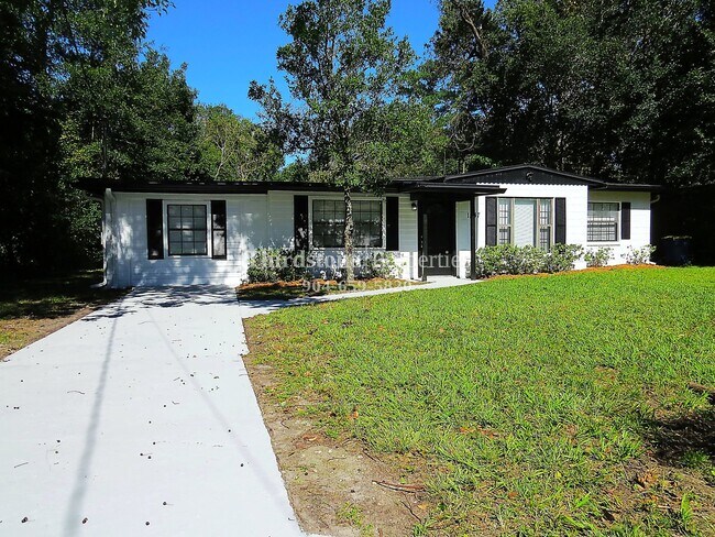 Building Photo - 1547 Forest Hills Rd, Jacksonville, FL 32208