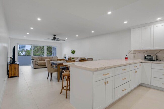 Foto del edificio - 401 Briny Ave
