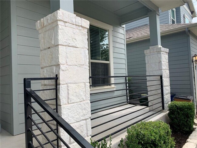Building Photo - 12131 Cottage Promenade Ct