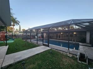 Building Photo - 3 br, 3 bath House - 18800 Lenaire Dr # 18800