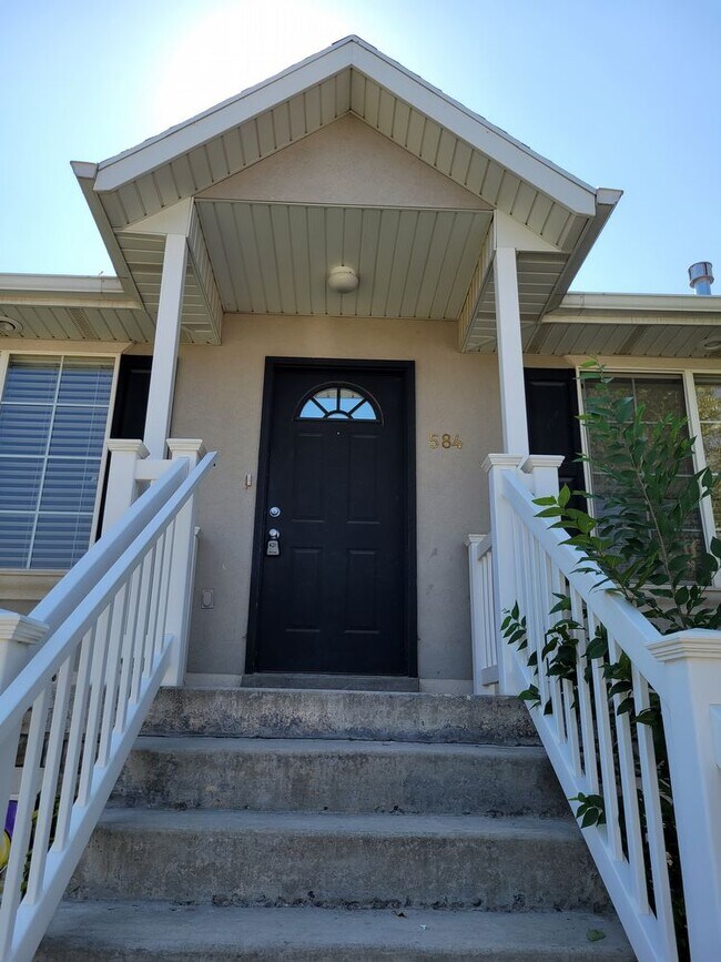 584 S Loafer View Dr, Payson, UT 84651 House Rental in Payson, UT