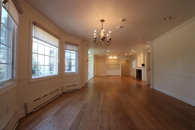 Foto del edificio - 300 Shore Rd