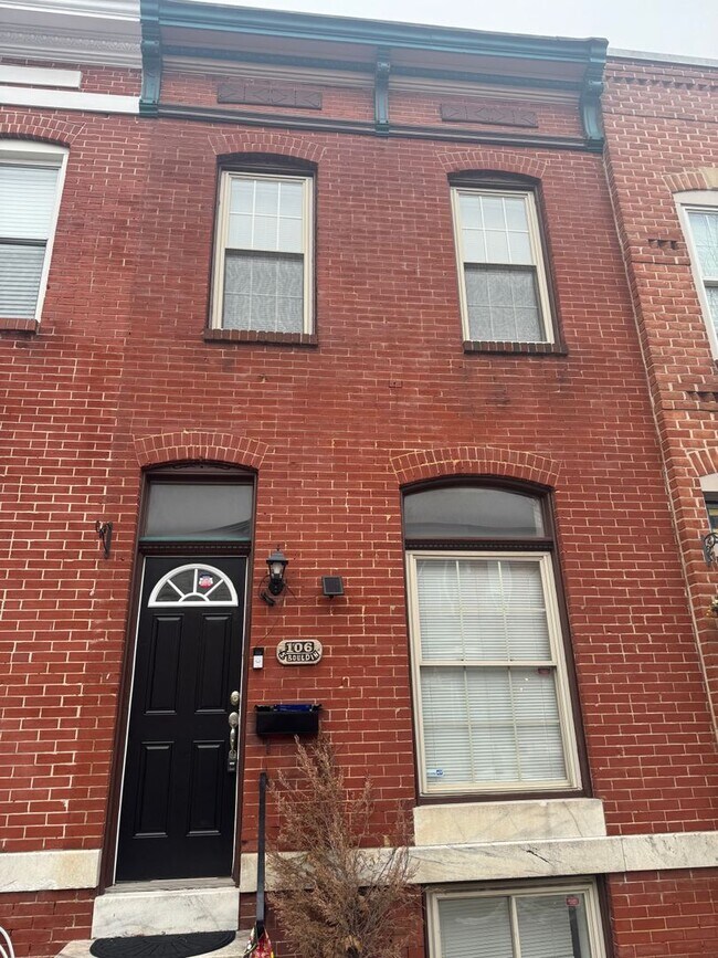 Building Photo - Exceptional 2bed/3ba Patterson Park Home - Large Rear Deck & Parking Pad!