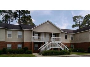 Building Photo - 235 Magnolia Plantation Ct