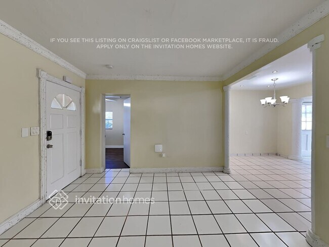 Foto del edificio - 3211 SW 64th Terrace