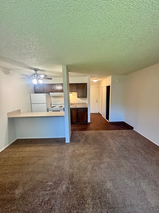 Foto del edificio - 3950 SW 102nd Ave
