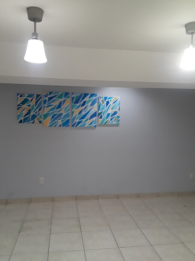 Foto del edificio - 1412 E 69th St