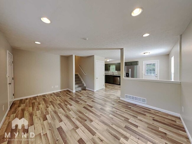Building Photo - 381 Cottonwood Loop