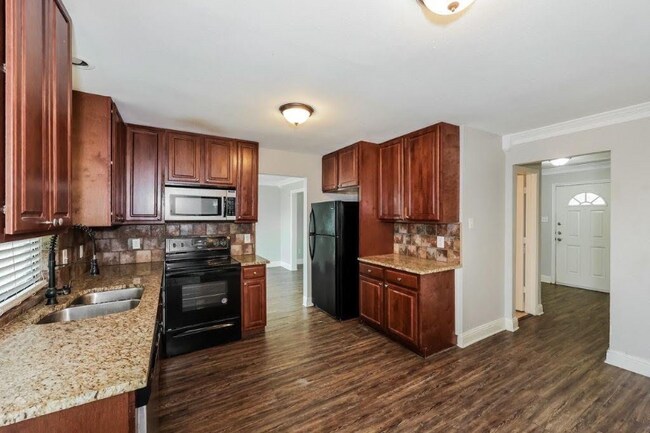 Foto del edificio - 453 Ripplewood Dr