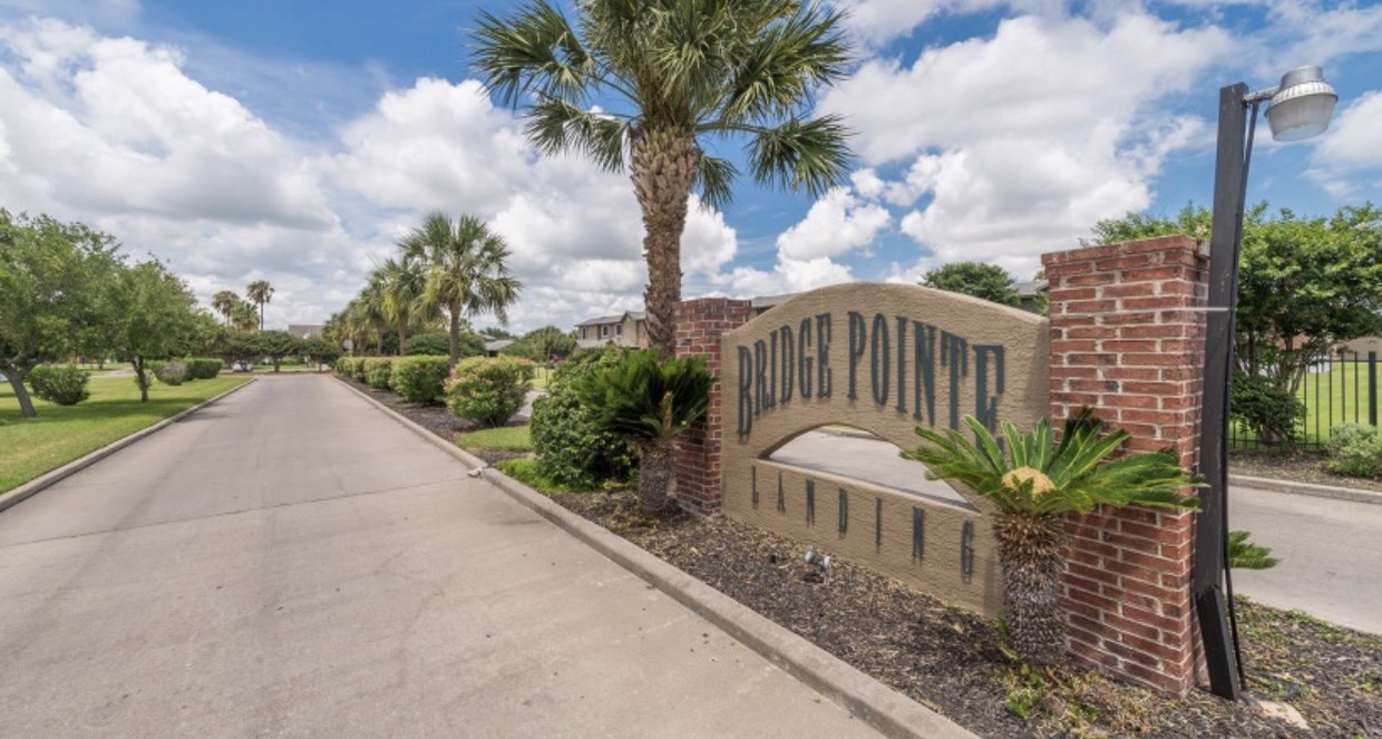 Foto principal - Bridge Pointe Landing