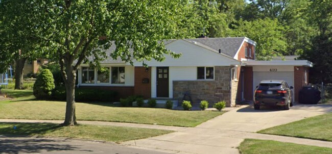 Building Photo - 410 E Atwater Ave