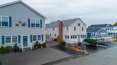 Building Photo - 96 Concord St