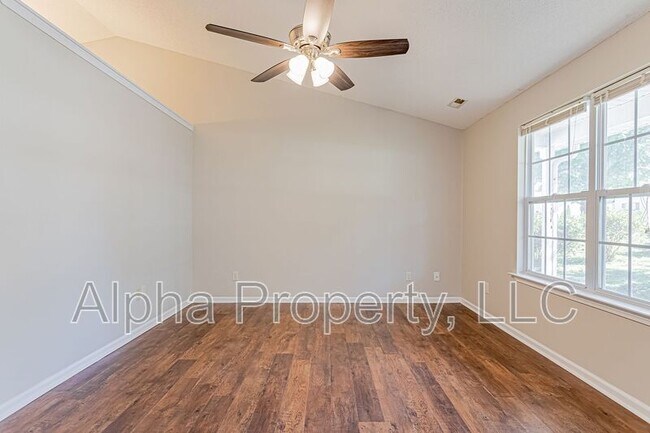 Foto del edificio - 20 Fairhope Ln