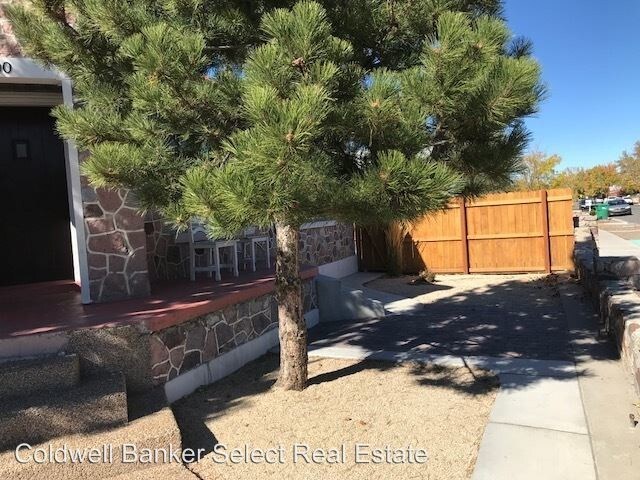 Building Photo - 3 br, 1 bath House - 700 C Street