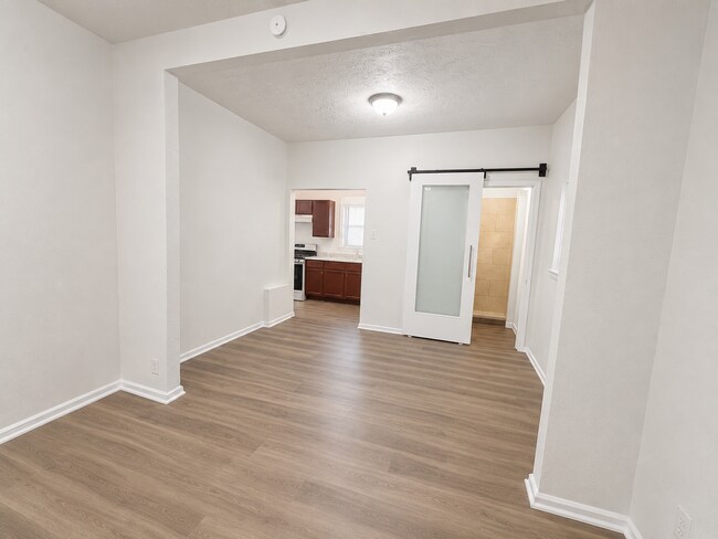 Foto del edificio - 6833 Avenue C