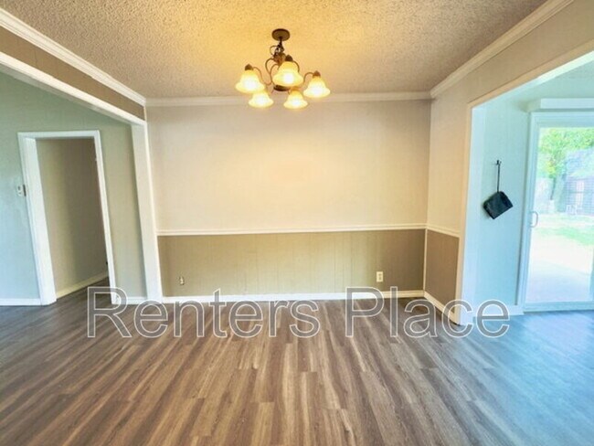Foto del edificio - 8405 N 116th E Pl