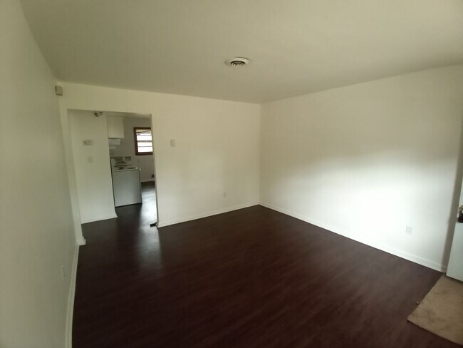 Foto del edificio - 1346 Strand St
