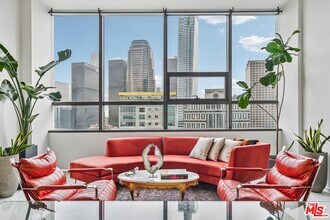 Building Photo - 1100 Wilshire Blvd