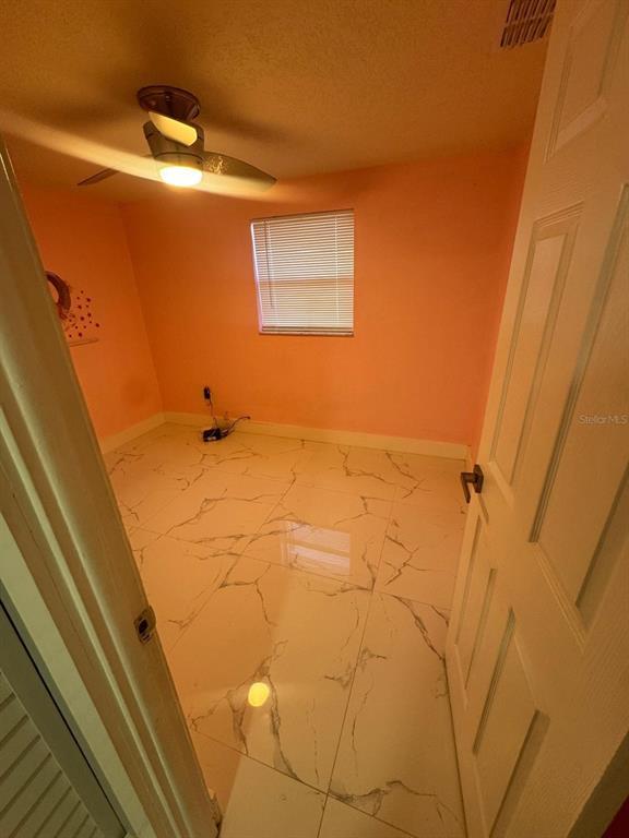 Foto del edificio - 9315 N 46th St