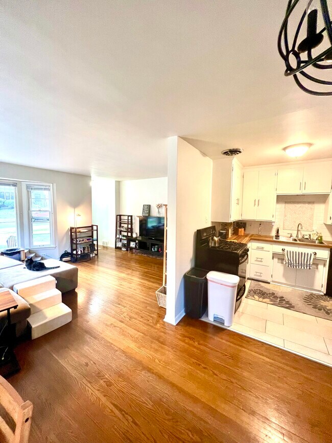 Foto del edificio - 3543 Holmes Ave S