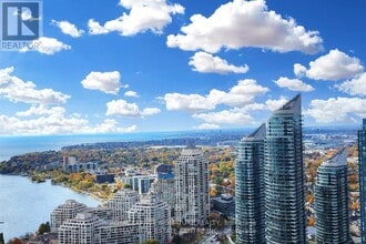 Building Photo - 20 Shore Breeze Dr