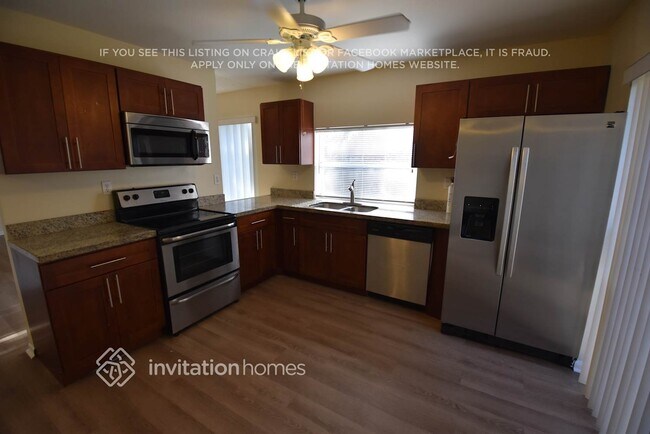 Foto del edificio - 1185 NW 90th Ln