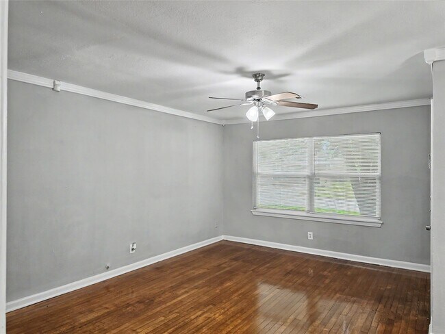 Foto del edificio - 1223 Shawnee St