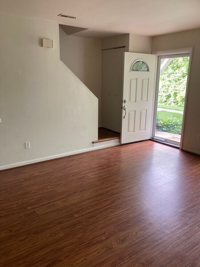 Foto del edificio - Great 2 Bed 1.5 Bath Home in Franklin!