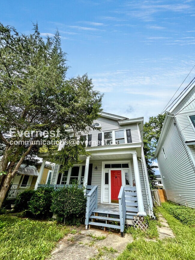 Foto del edificio - 1434 Rogers St