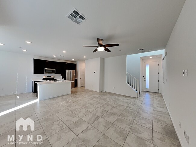 Building Photo - 9775 Mojave Mountain St