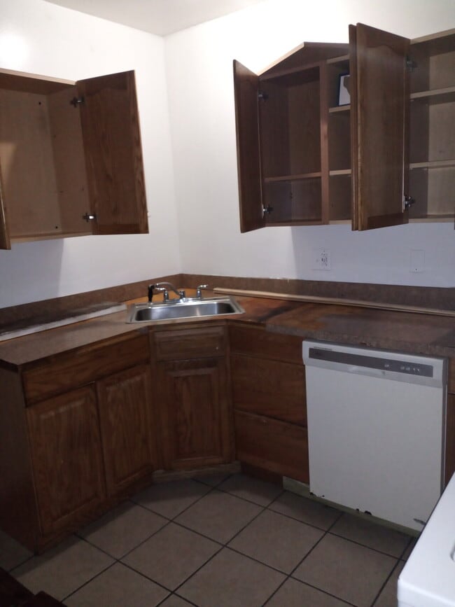 Foto del edificio - Gwynn Oak apt 2