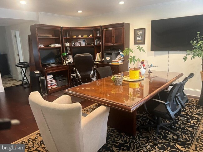 Building Photo - 10352 Procera Dr