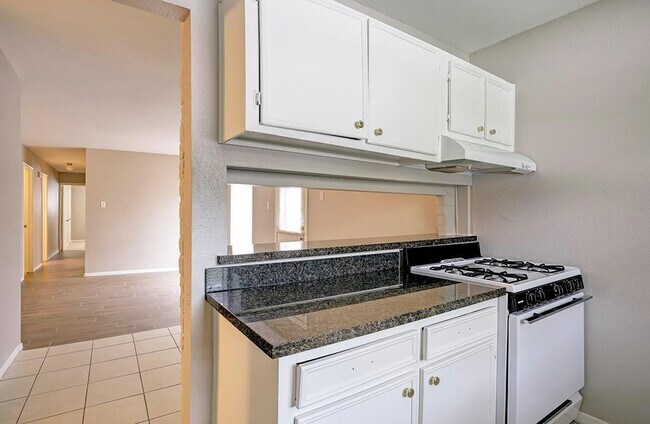 Building Photo - 3320 Scotch Moss Ln