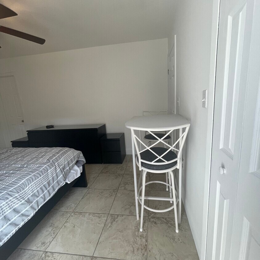 Foto principal - 14160 SW 40th Terrace