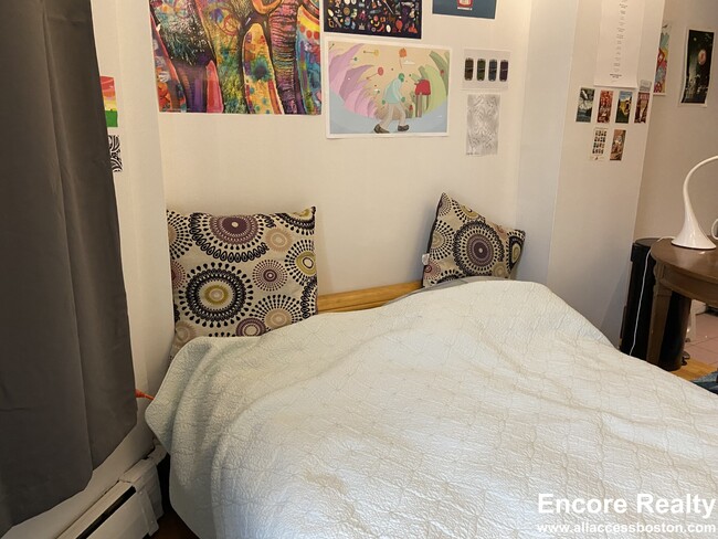 Foto del edificio - 61 S Huntington Ave