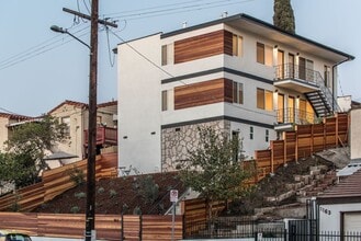 Building Photo - 1167 Bellevue Ave