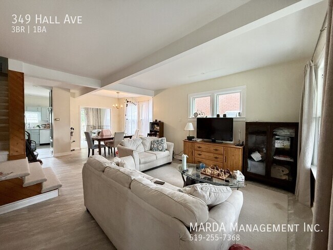 Photo du bâtiment - CHARMING 3 BED/1 BATH TOWNHOUSE - WALKERVILLE + YDRO, WATER & GAS!