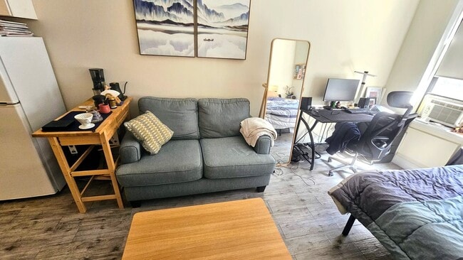Foto del edificio - 403 E 73rd St