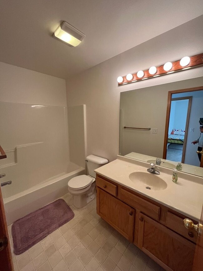 Building Photo - Nice Rambler in Birch Bay Village, 2 Car G...