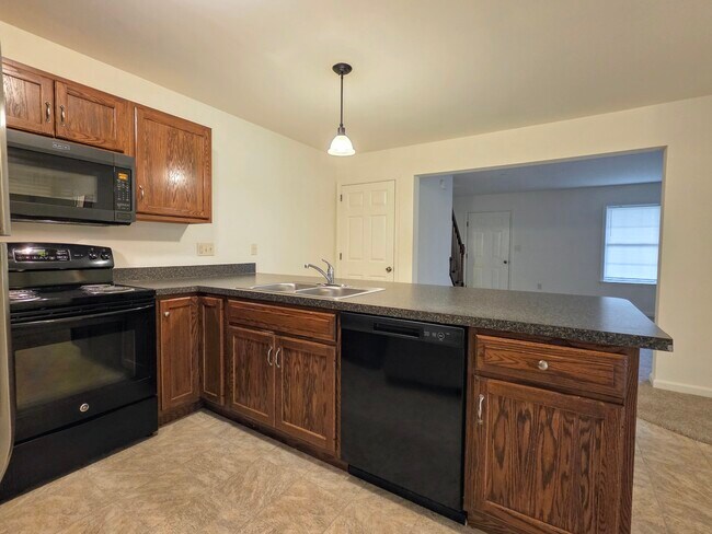 Foto del edificio - 14 Gable Dr