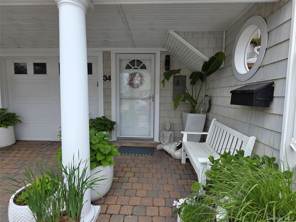 Primary Photo - 34 Trenton Ave