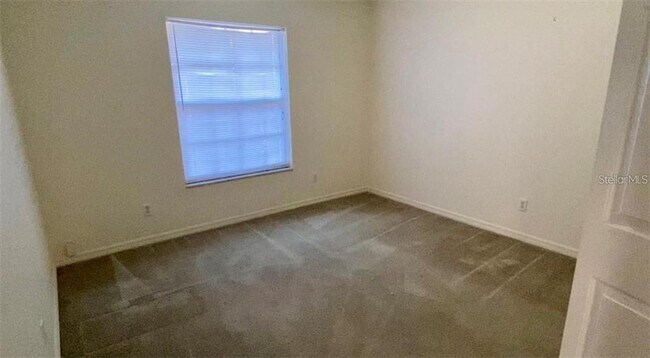 Building Photo - 602 Huron Pl